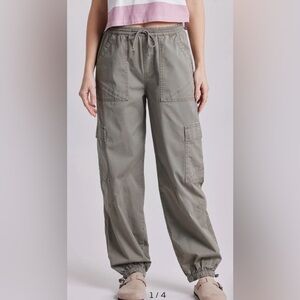 Supplies By Unionbay Kammi Stretch Cotton Twill Cargo Pants Size L NWT